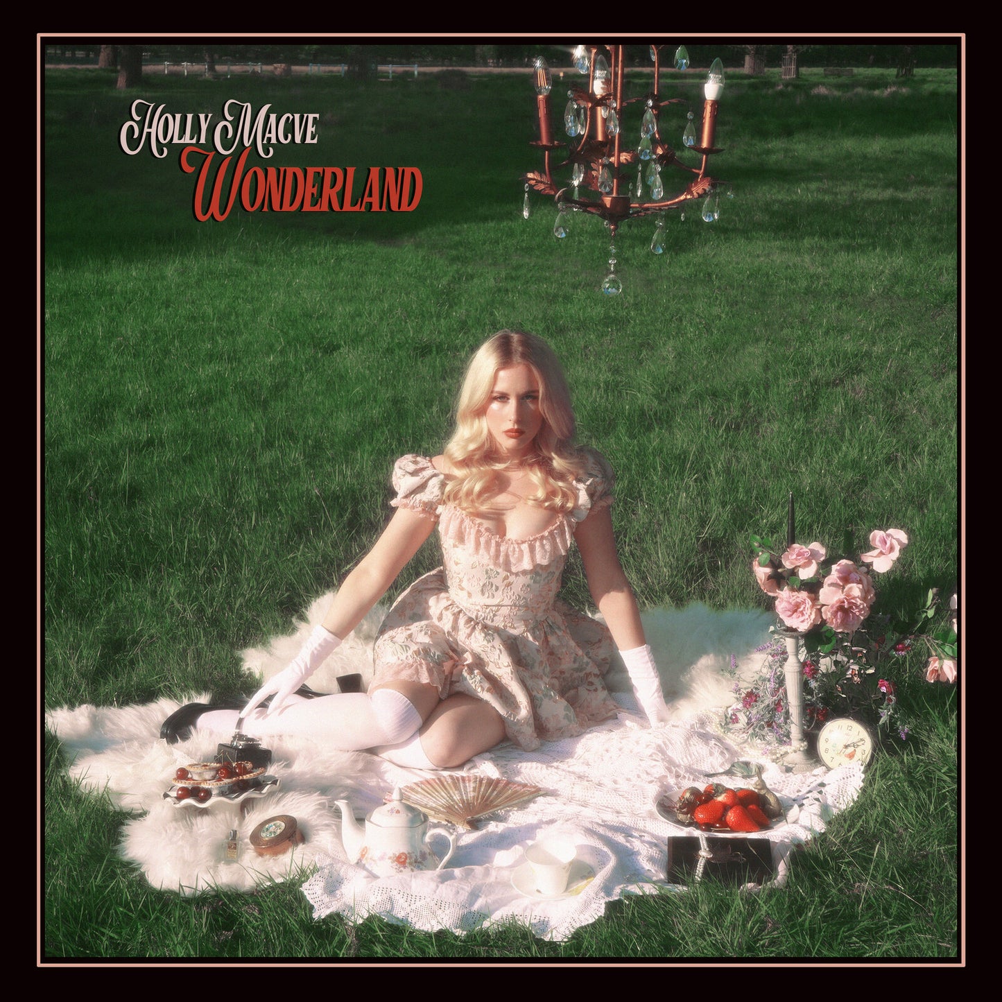 Holly Macve - Wonderland (Out 27/9/24)